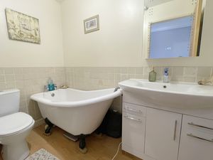 Sydney Street- click for photo gallery